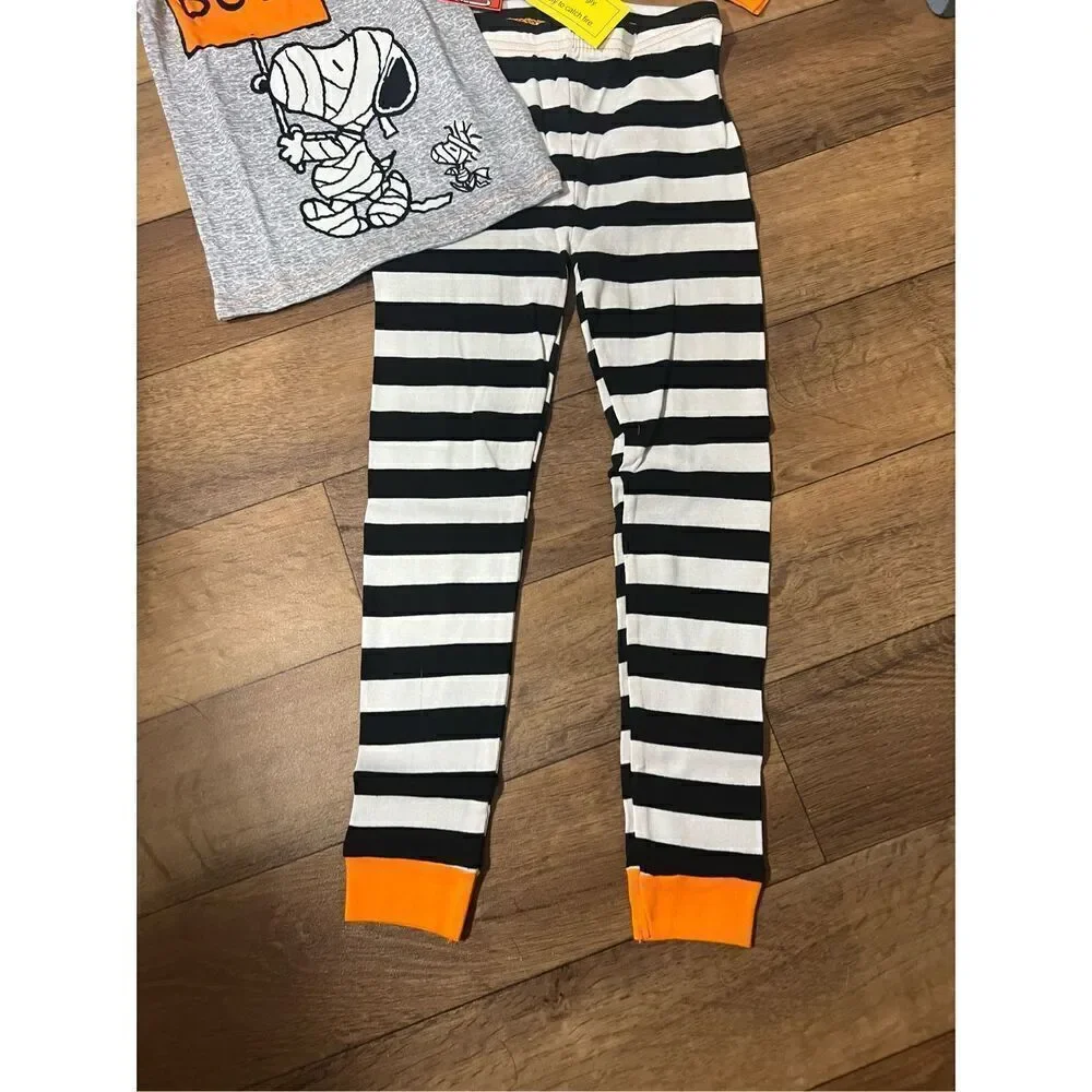 Peanuts snoopy halloween